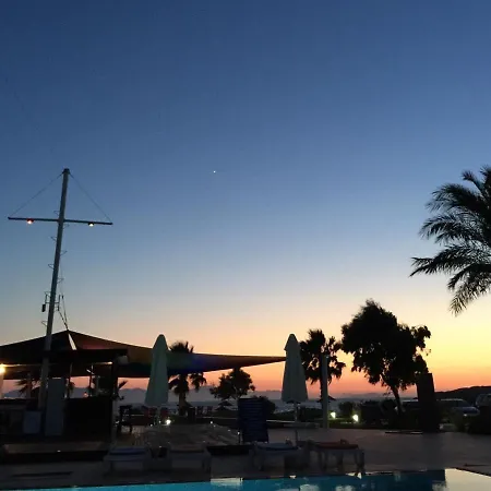 Апартаменты Sea And You Beachfront