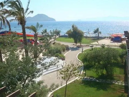 Апартаменты Sea And You Beachfront Тургутрейс