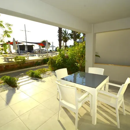 Sea And You Beachfront * Тургутрейс