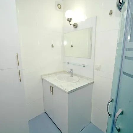 Sea And You Beachfront Апартаменты